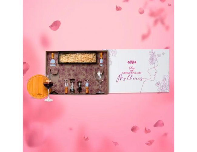 Kit Queijo E Vinho Com Espa�o Para Garrafa - 9 P�s - N�o Acompanha Garrafa